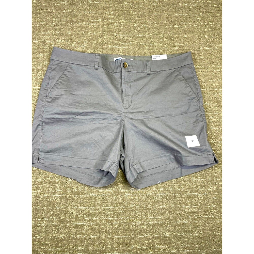 NWT Old Navy Everyday Short Women’s Size 18 Gray Chino 5" Inseam Stretch Pockets